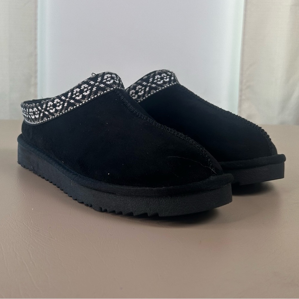 Soda Simmon M Cozy Clogs Black Faux Fur Suede Slip On Mules Womens 6.5 - Picture 13 of 15